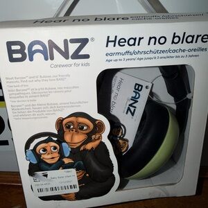 Hear No Blare Kids Earmuffs - Green/Black